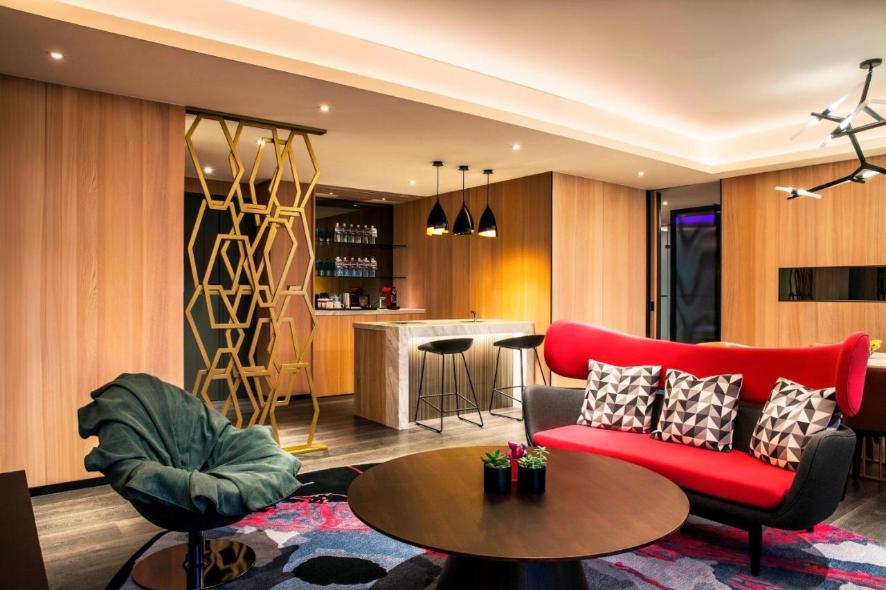 Отель Aloft Taipei Beitou Экстерьер фото